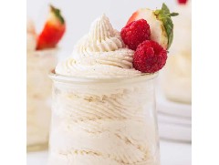 輕盈柔軟，入口即化的香草慕斯！