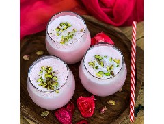 香濃醇厚的玫瑰酸奶奶昔！